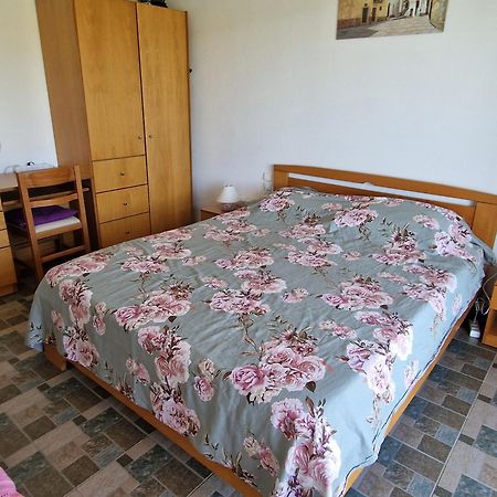 Grieks Vakantiehuis To Kalokairi Kougaíika 外观 照片
