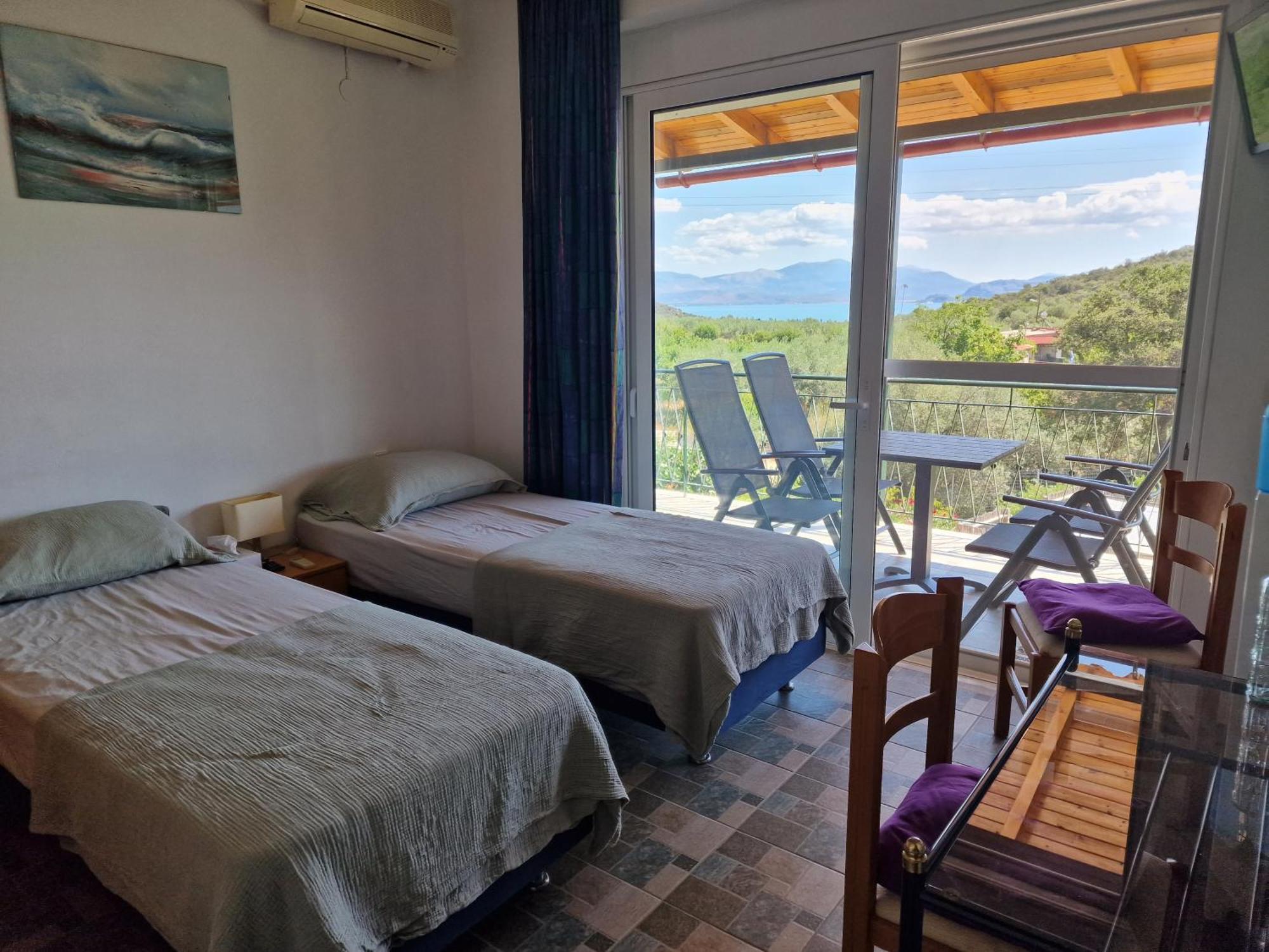 Grieks Vakantiehuis To Kalokairi Kougaíika 外观 照片