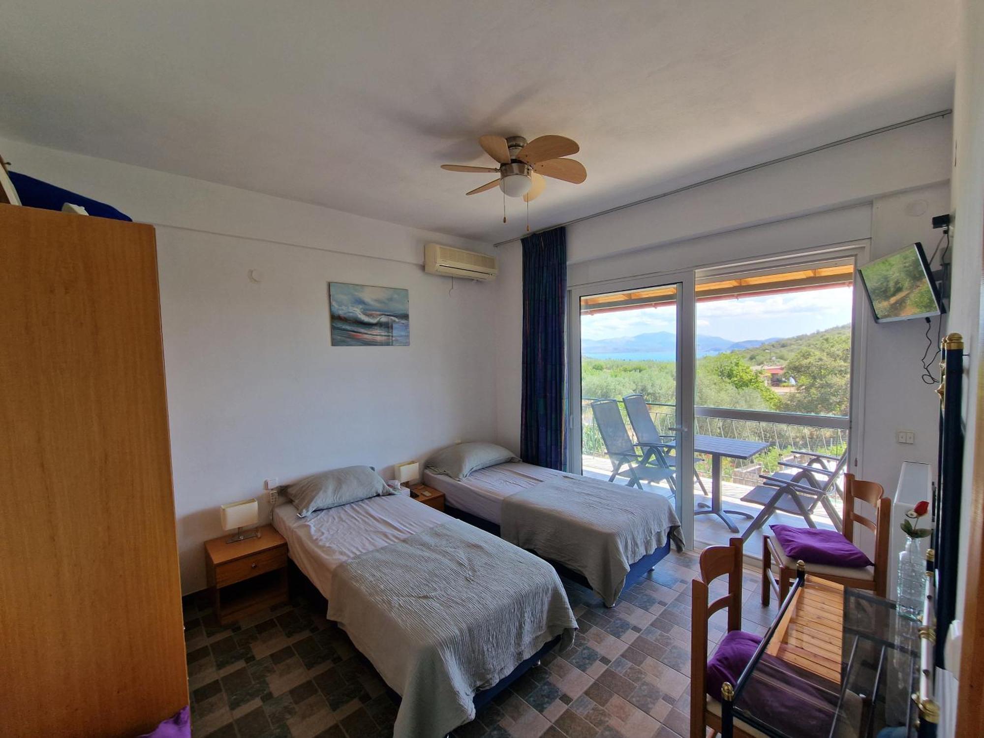 Grieks Vakantiehuis To Kalokairi Kougaíika 外观 照片